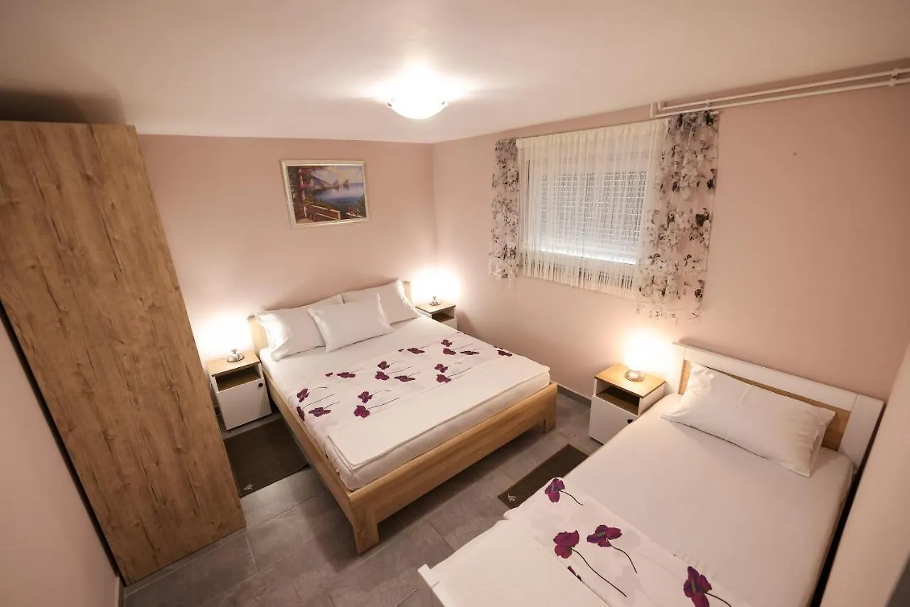 Two Bedroom Apartment Sunset Vir 0*,  Croacia