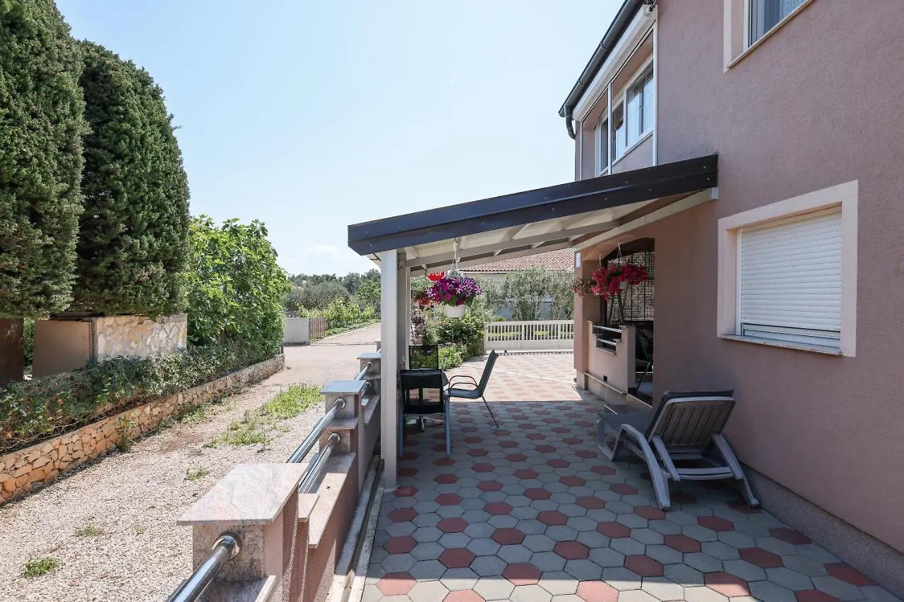 Two Bedroom Apartment Sunset Vir Croacia