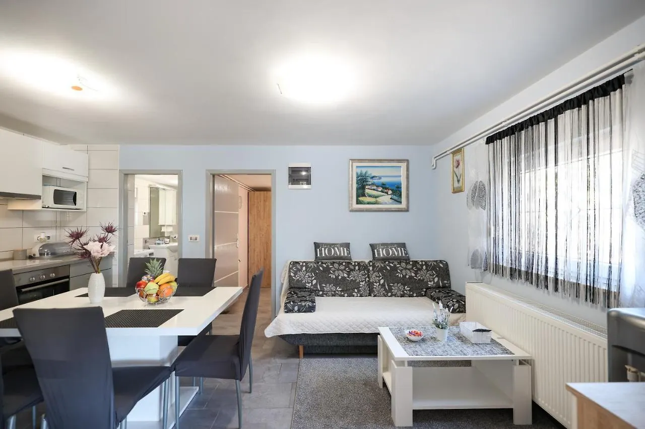 Two Bedroom Apartment Sunset Vir