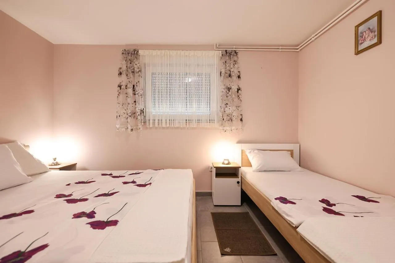 Two Bedroom Apartment Sunset Vir