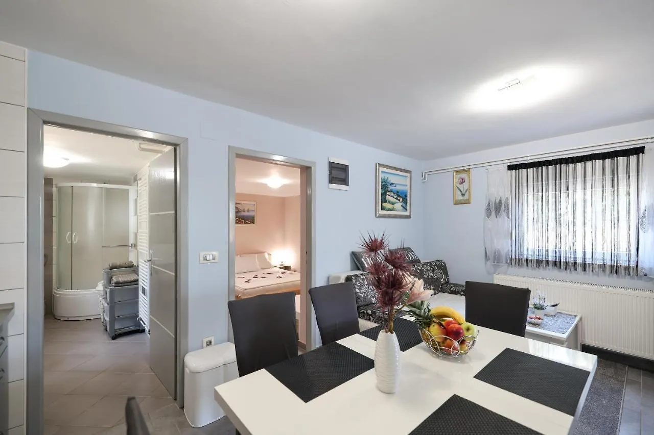 Two Bedroom Apartment Sunset Vir