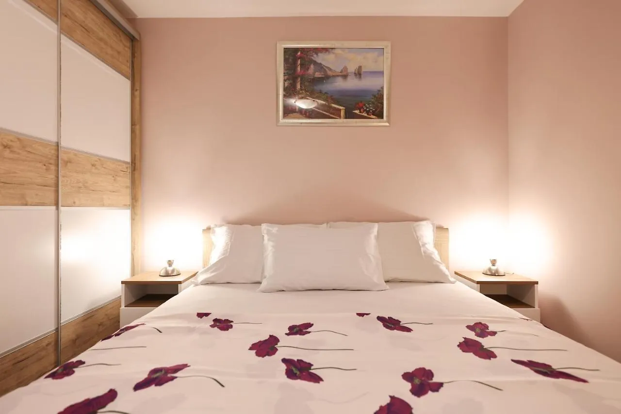 Two Bedroom Apartment Sunset Vir