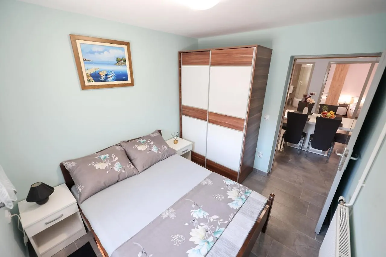 Two Bedroom Apartment Sunset Vir Croacia